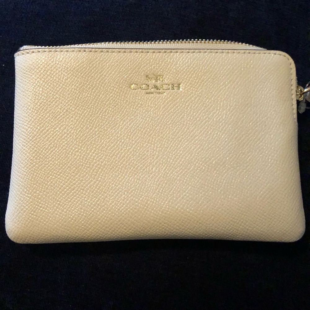 NWT Coach Wristlet